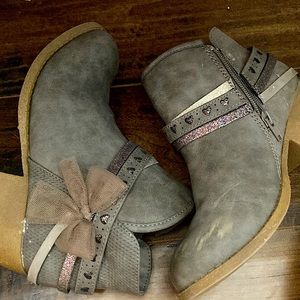Boots grey, new